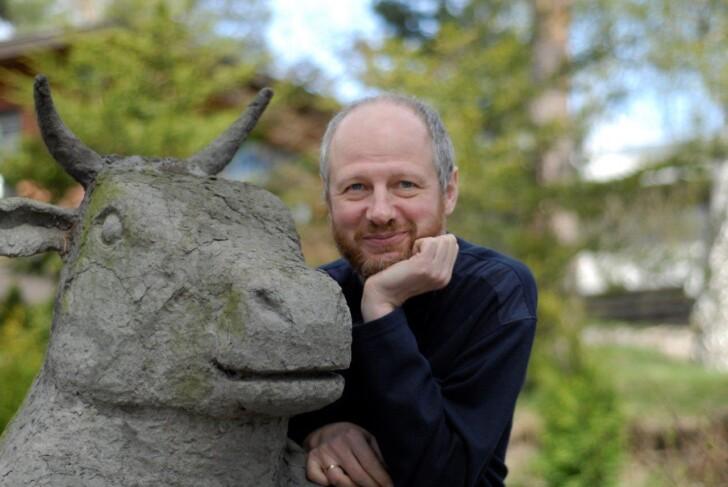 Kuvassa kuvataiteilija Alexander Reichstein. Kuvan on ottanut Mauri Tahvonen.
